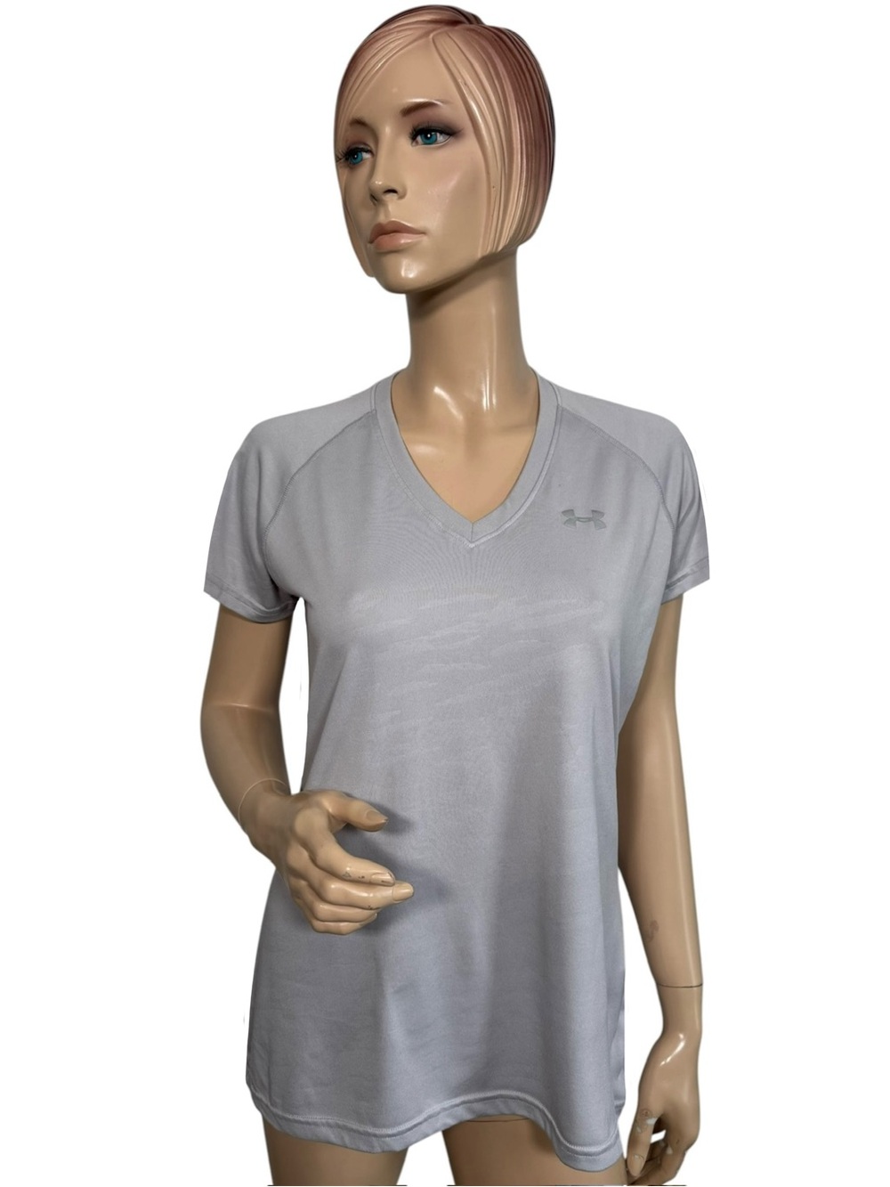 Under Armour HeatGear Gray V-Neck Semi Fitted Workout Athletic Shirt Medium